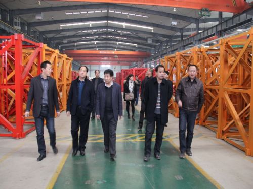甘肅建投二建集團領(lǐng)導來(lái)裝備公司觀(guān)摩指導工作